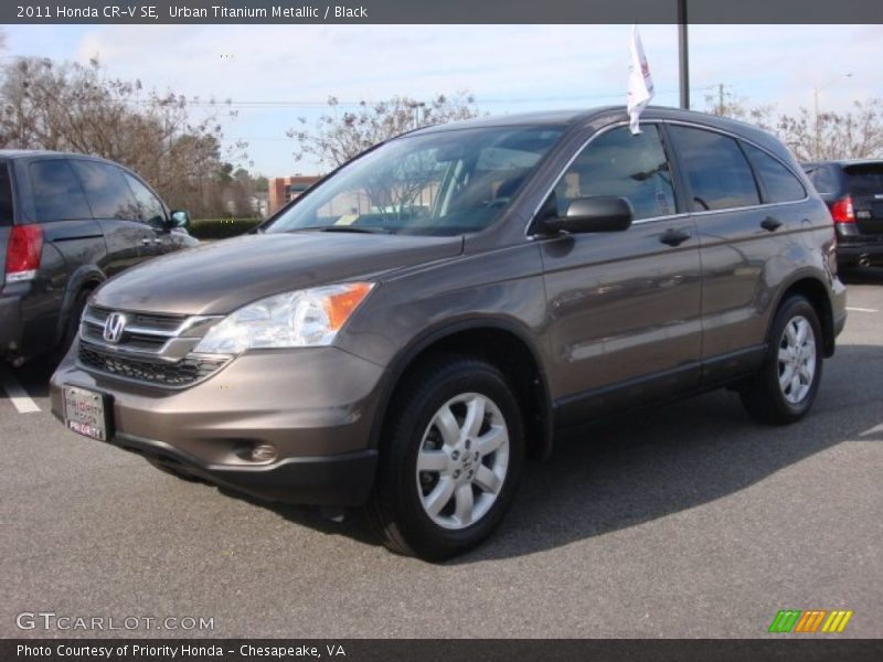 Urban Titanium Metallic / Black 2011 Honda CR-V SE