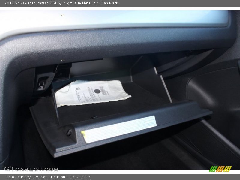 Night Blue Metallic / Titan Black 2012 Volkswagen Passat 2.5L S