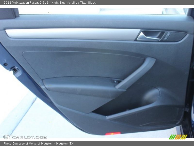 Night Blue Metallic / Titan Black 2012 Volkswagen Passat 2.5L S