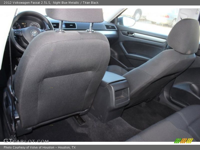 Night Blue Metallic / Titan Black 2012 Volkswagen Passat 2.5L S
