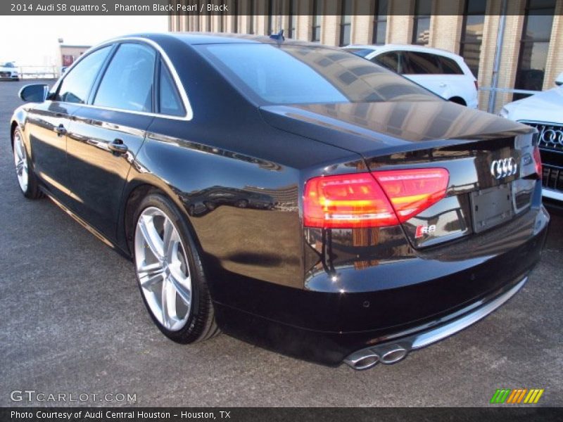 Phantom Black Pearl / Black 2014 Audi S8 quattro S