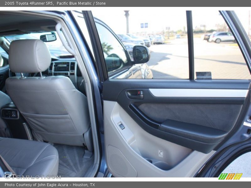 Pacific Blue Metallic / Stone 2005 Toyota 4Runner SR5