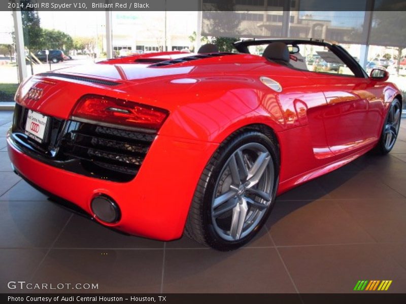 Brilliant Red / Black 2014 Audi R8 Spyder V10