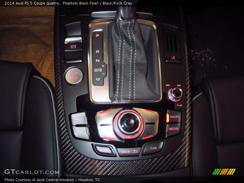 Controls of 2014 RS 5 Coupe quattro