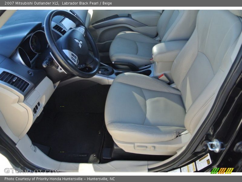 Labrador Black Pearl / Beige 2007 Mitsubishi Outlander XLS