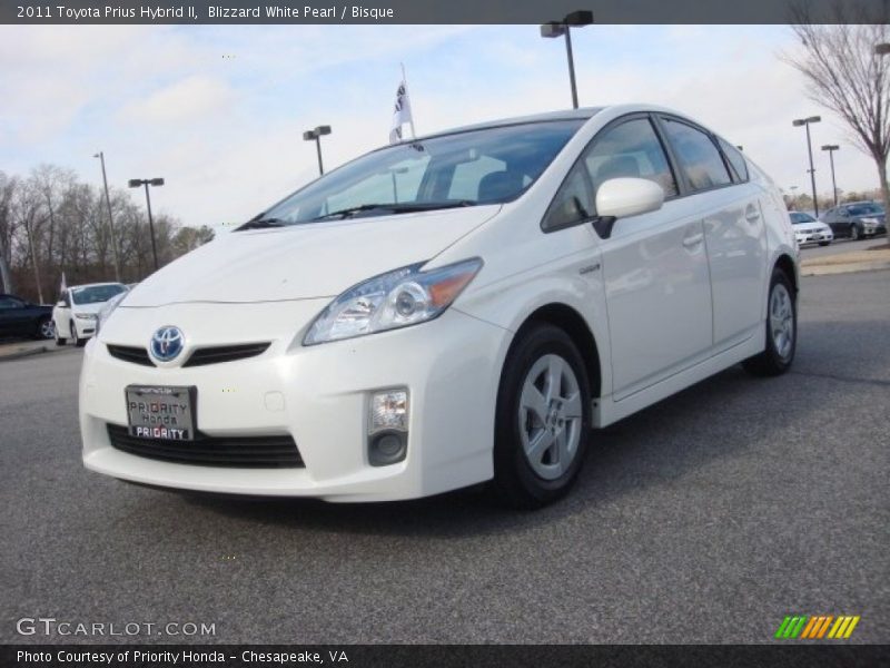 Blizzard White Pearl / Bisque 2011 Toyota Prius Hybrid II