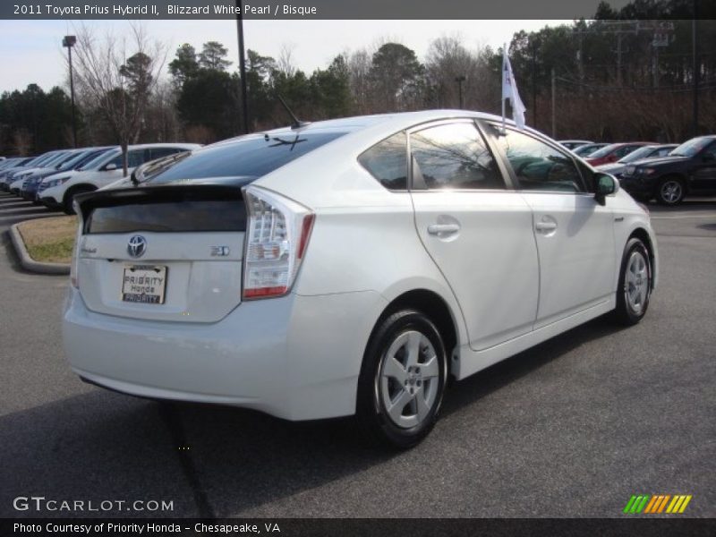 Blizzard White Pearl / Bisque 2011 Toyota Prius Hybrid II