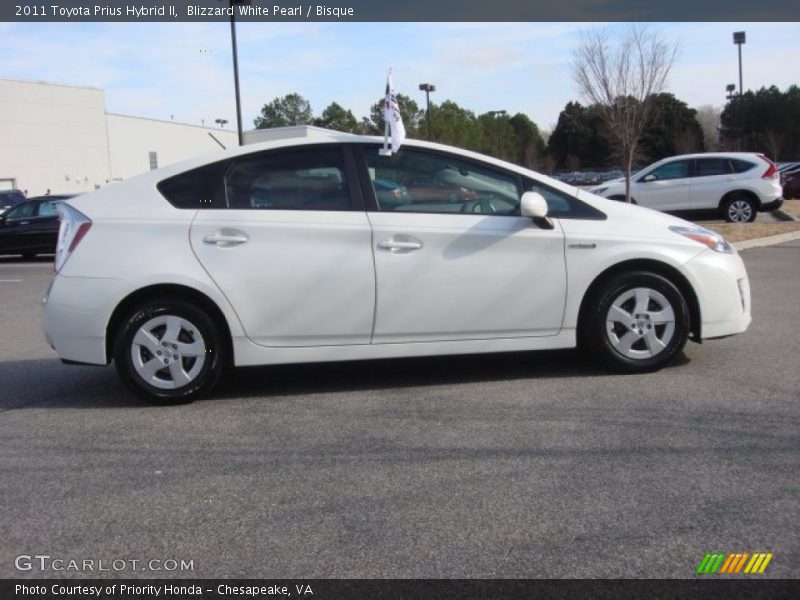 Blizzard White Pearl / Bisque 2011 Toyota Prius Hybrid II