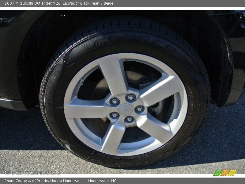 Labrador Black Pearl / Beige 2007 Mitsubishi Outlander XLS