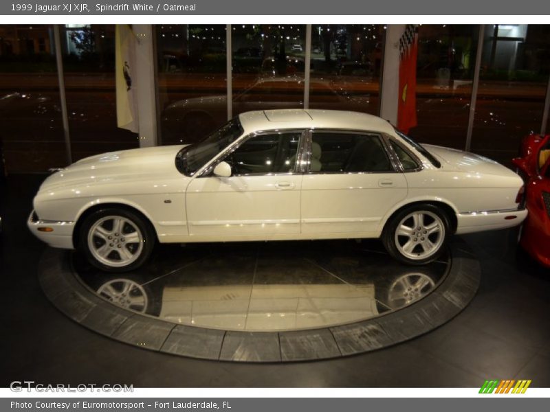 Spindrift White / Oatmeal 1999 Jaguar XJ XJR