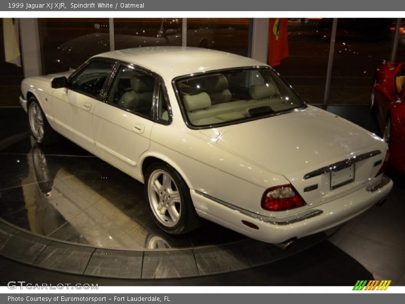 Spindrift White / Oatmeal 1999 Jaguar XJ XJR