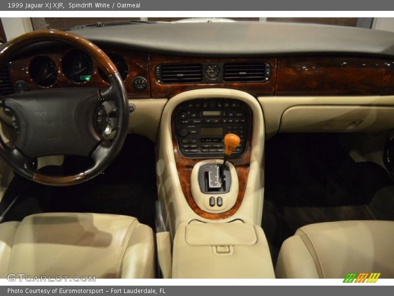 Spindrift White / Oatmeal 1999 Jaguar XJ XJR