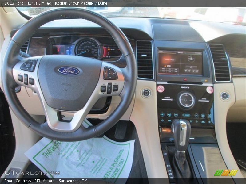 Kodiak Brown Metallic / Dune 2013 Ford Taurus Limited