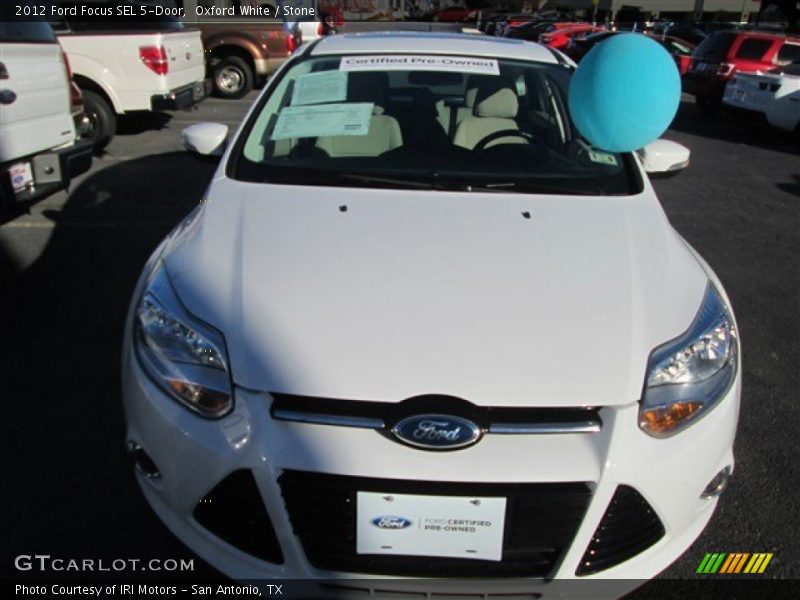 Oxford White / Stone 2012 Ford Focus SEL 5-Door