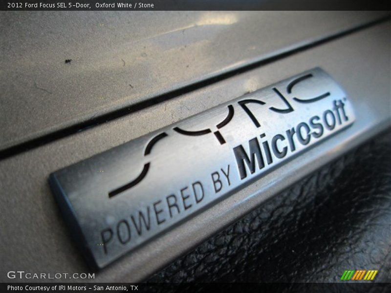 Oxford White / Stone 2012 Ford Focus SEL 5-Door