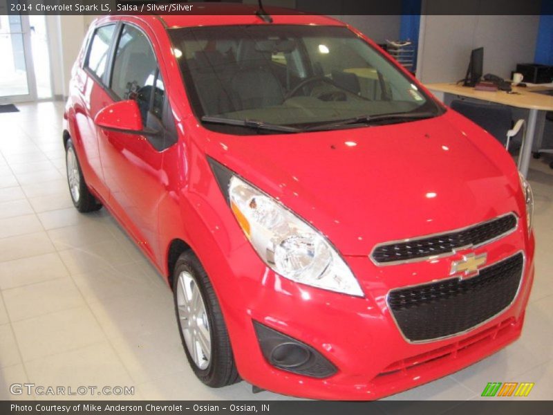 Salsa / Silver/Silver 2014 Chevrolet Spark LS