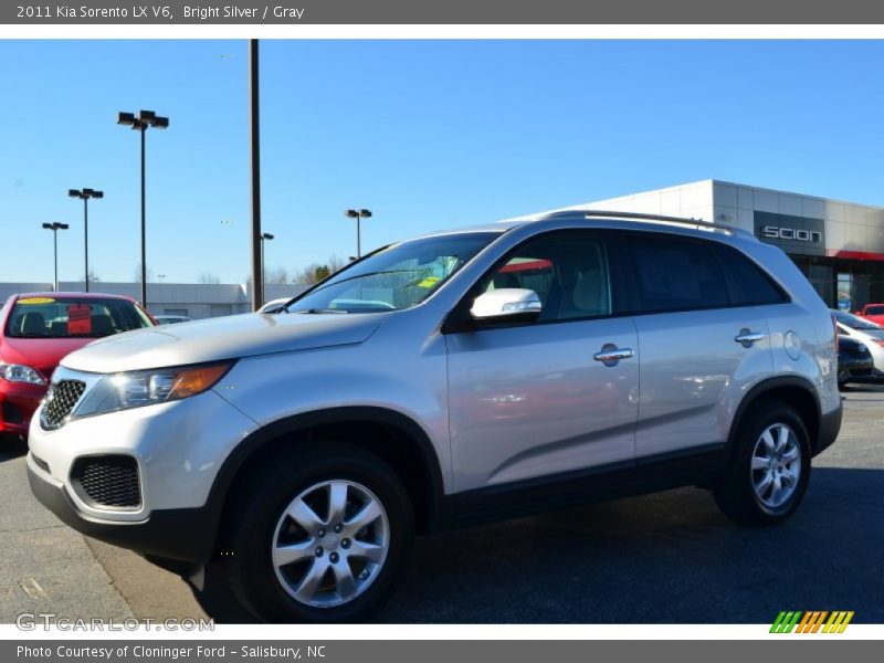 Bright Silver / Gray 2011 Kia Sorento LX V6