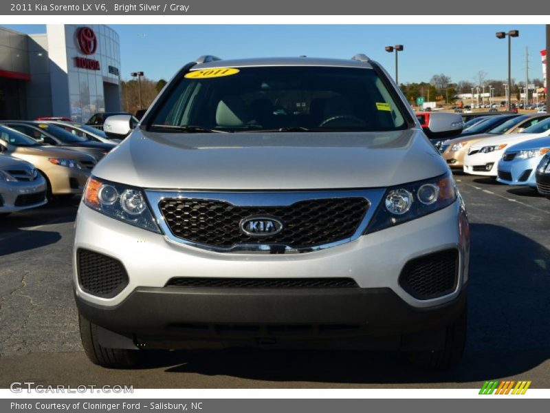 Bright Silver / Gray 2011 Kia Sorento LX V6