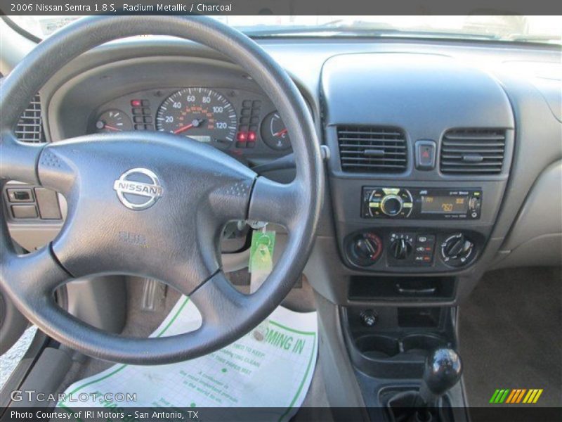 Radium Metallic / Charcoal 2006 Nissan Sentra 1.8 S