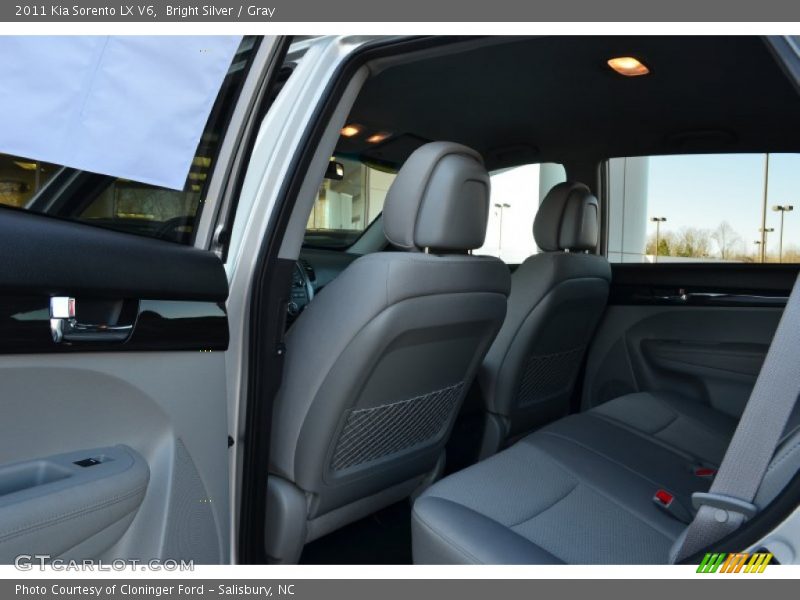 Bright Silver / Gray 2011 Kia Sorento LX V6