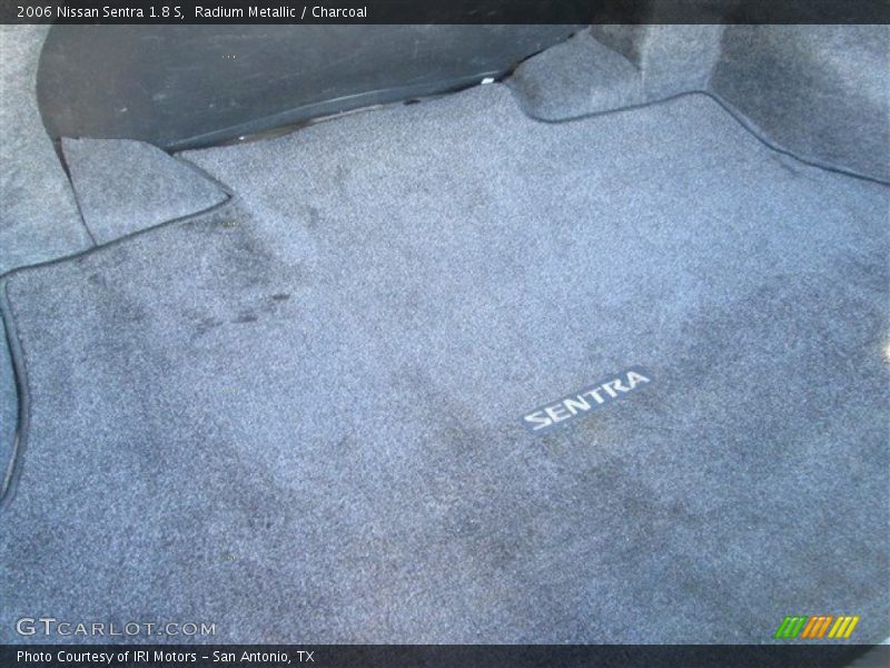 Radium Metallic / Charcoal 2006 Nissan Sentra 1.8 S