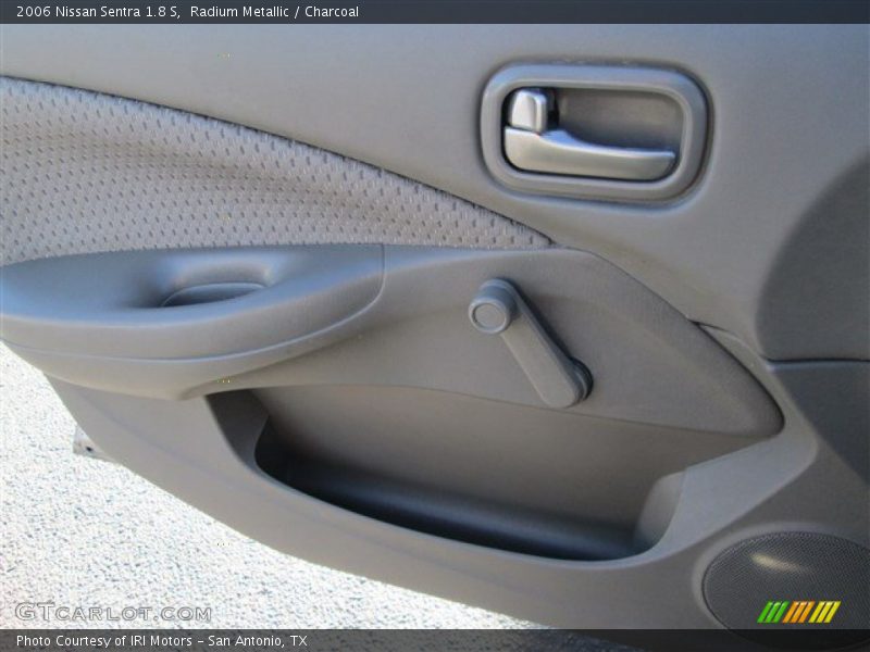 Radium Metallic / Charcoal 2006 Nissan Sentra 1.8 S