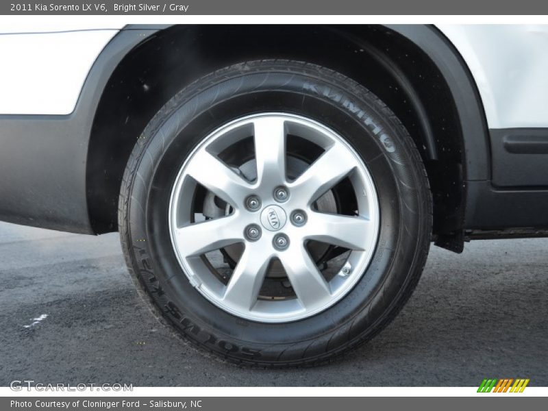 Bright Silver / Gray 2011 Kia Sorento LX V6