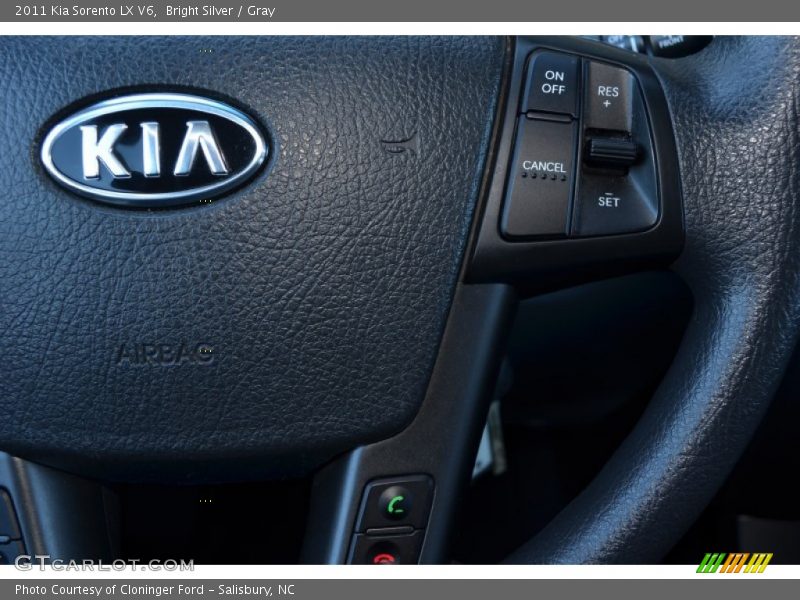 Bright Silver / Gray 2011 Kia Sorento LX V6