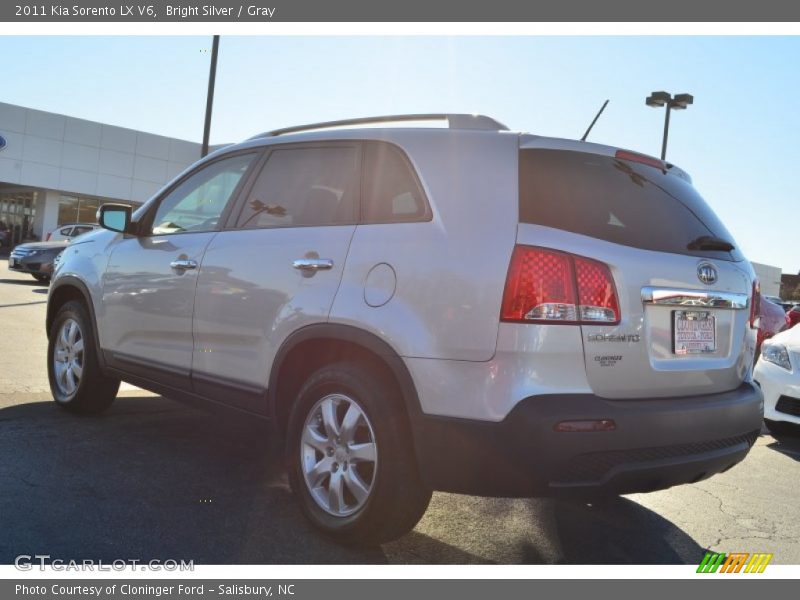 Bright Silver / Gray 2011 Kia Sorento LX V6