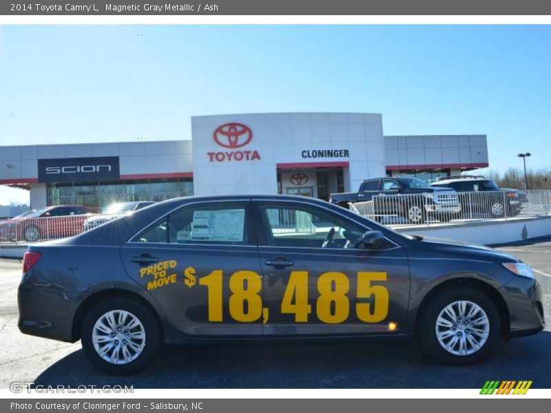 Magnetic Gray Metallic / Ash 2014 Toyota Camry L