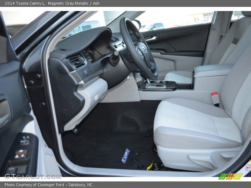 Magnetic Gray Metallic / Ash 2014 Toyota Camry L