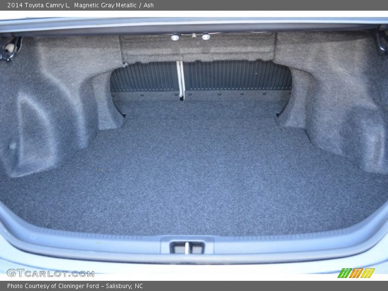 Magnetic Gray Metallic / Ash 2014 Toyota Camry L