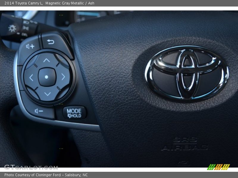 Magnetic Gray Metallic / Ash 2014 Toyota Camry L