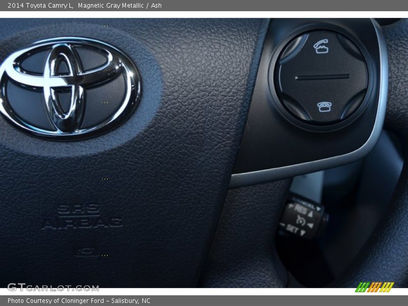 Magnetic Gray Metallic / Ash 2014 Toyota Camry L