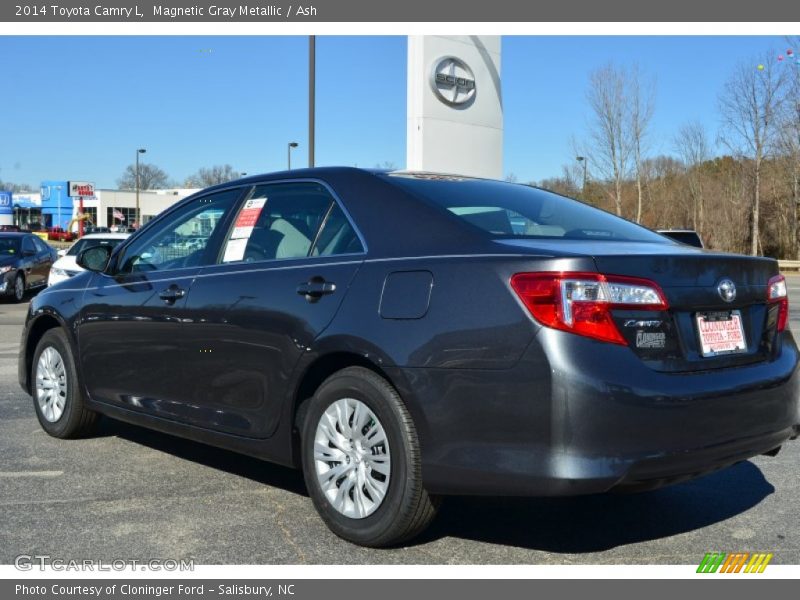 Magnetic Gray Metallic / Ash 2014 Toyota Camry L