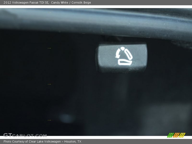Candy White / Cornsilk Beige 2012 Volkswagen Passat TDI SE