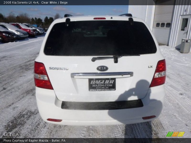 Clear White / Beige 2008 Kia Sorento LX 4x4