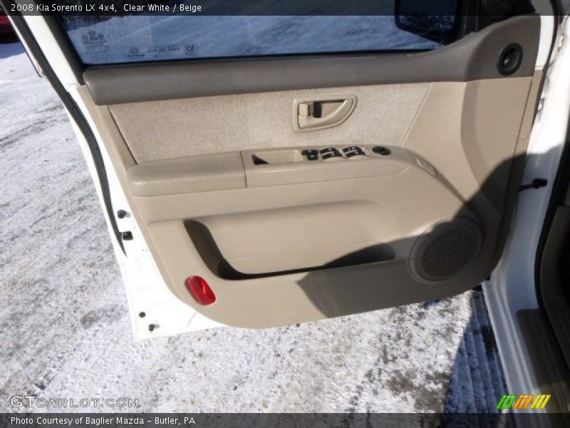 Clear White / Beige 2008 Kia Sorento LX 4x4