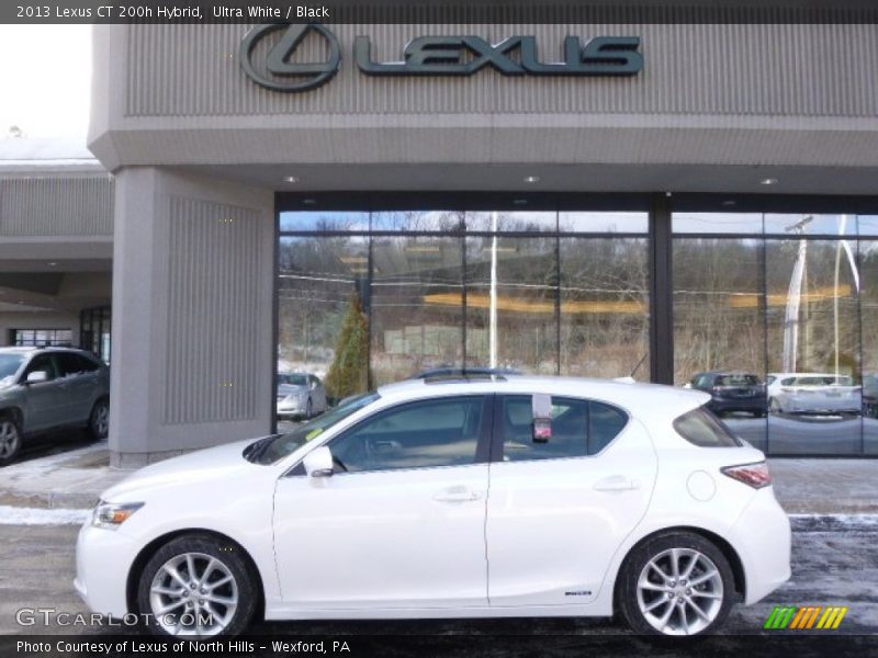 Ultra White / Black 2013 Lexus CT 200h Hybrid