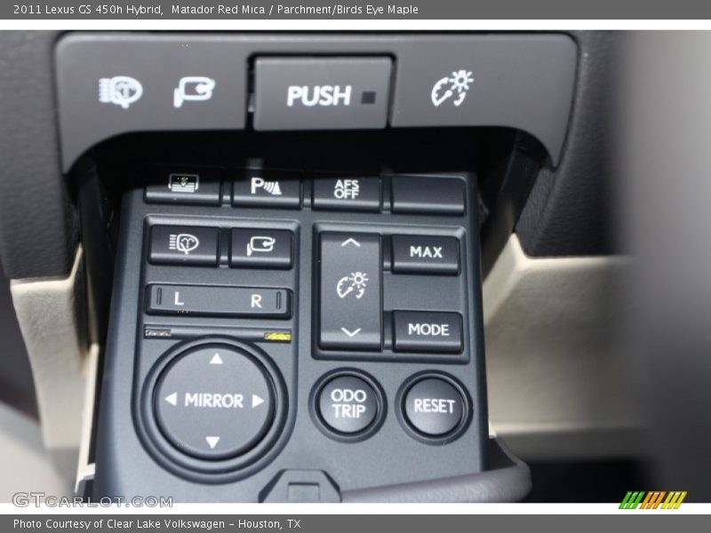 Controls of 2011 GS 450h Hybrid