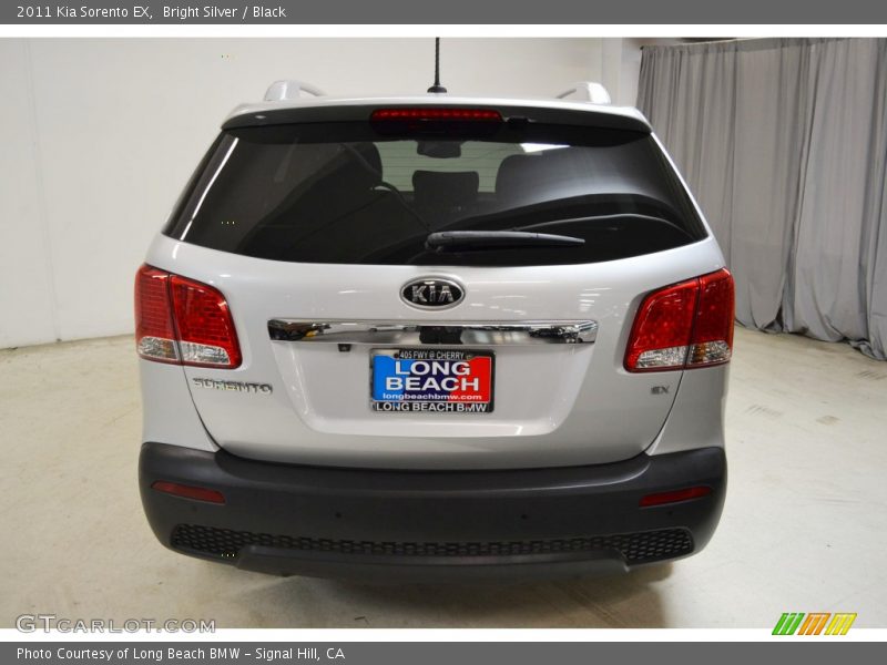 Bright Silver / Black 2011 Kia Sorento EX