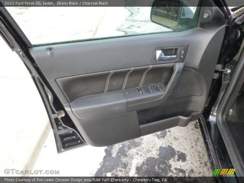 Ebony Black / Charcoal Black 2010 Ford Focus SEL Sedan