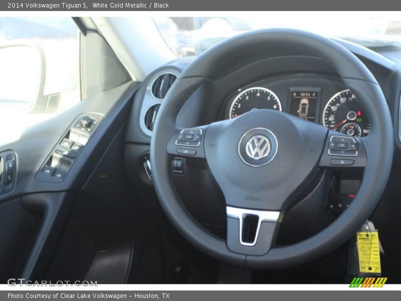 White Gold Metallic / Black 2014 Volkswagen Tiguan S