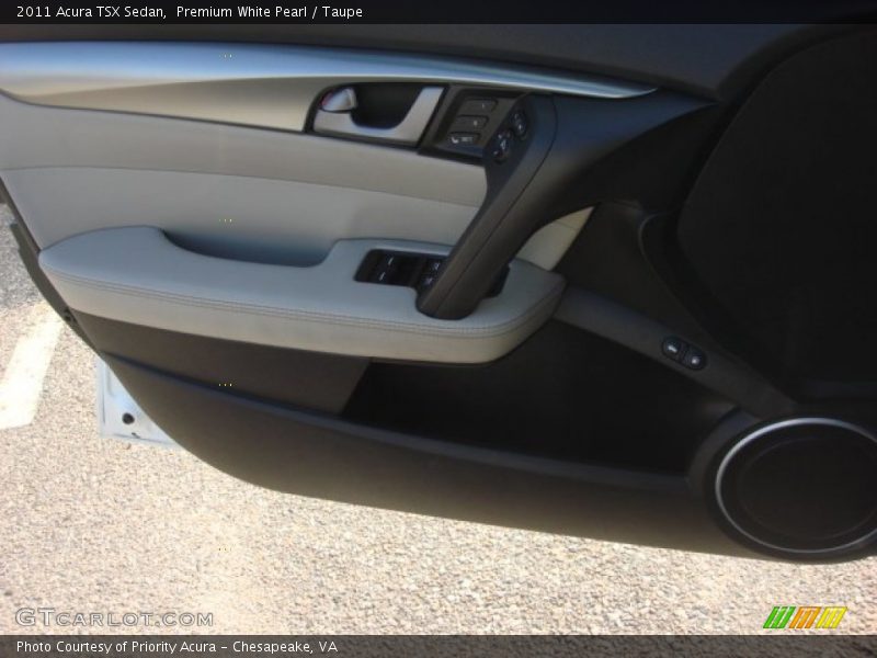 Premium White Pearl / Taupe 2011 Acura TSX Sedan