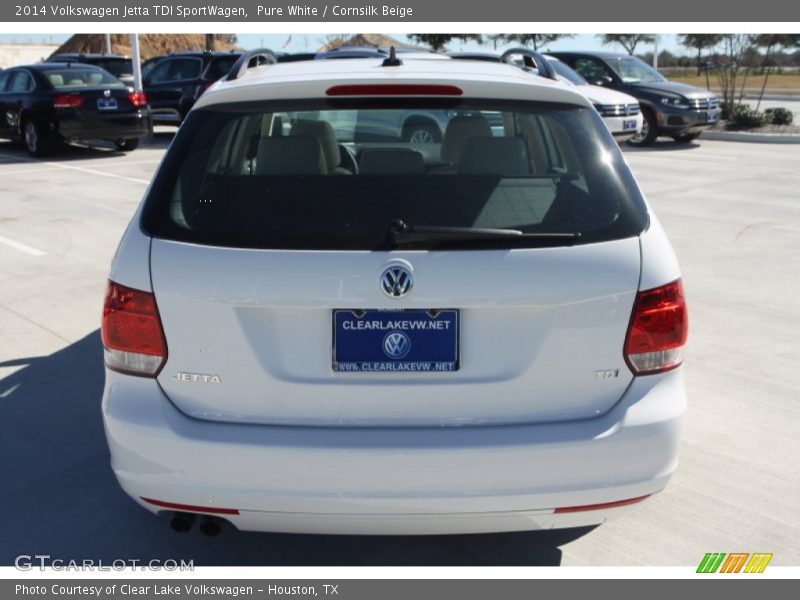 Pure White / Cornsilk Beige 2014 Volkswagen Jetta TDI SportWagen