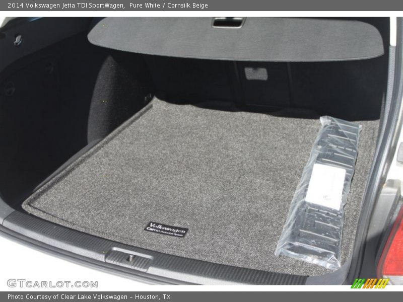 Pure White / Cornsilk Beige 2014 Volkswagen Jetta TDI SportWagen