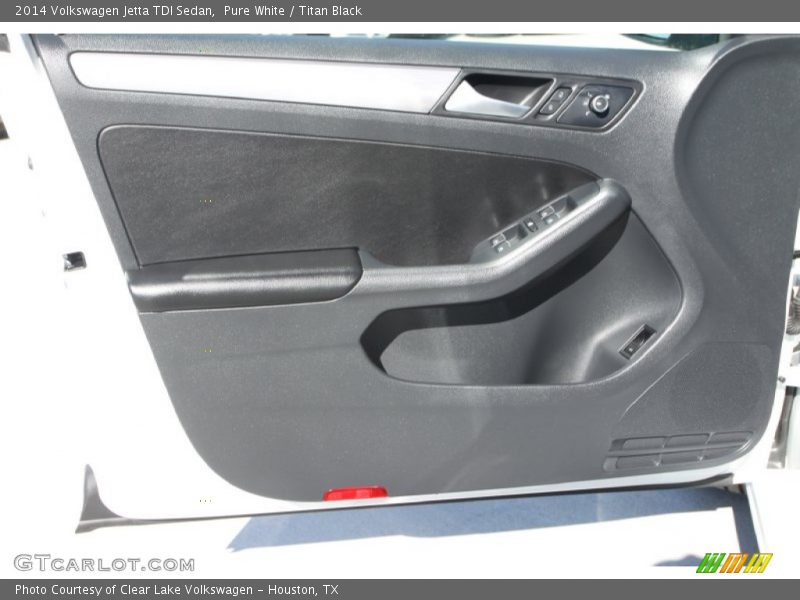 Pure White / Titan Black 2014 Volkswagen Jetta TDI Sedan