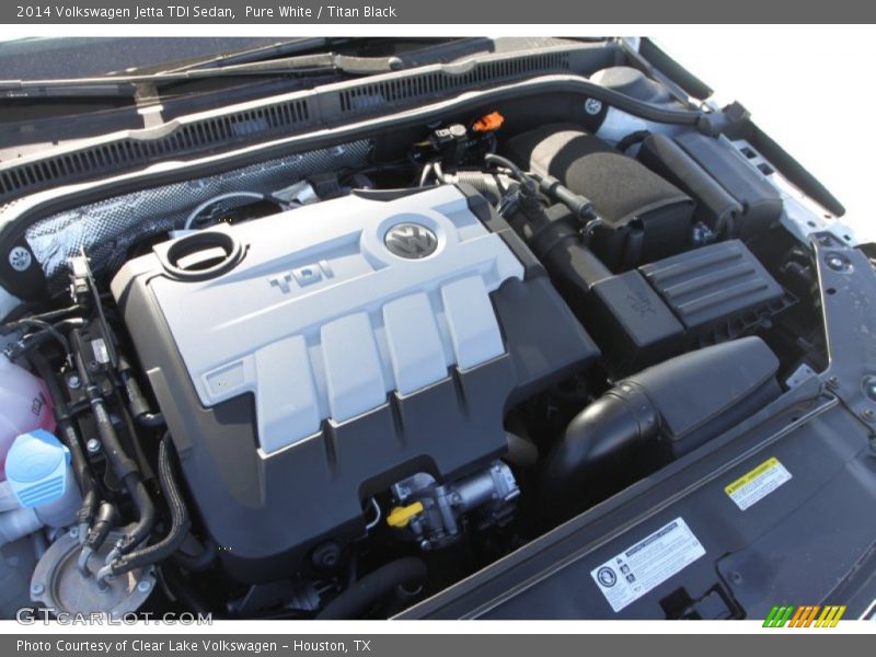 Pure White / Titan Black 2014 Volkswagen Jetta TDI Sedan