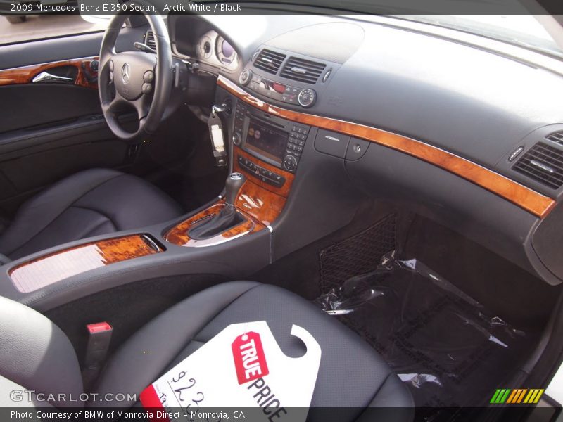 Arctic White / Black 2009 Mercedes-Benz E 350 Sedan