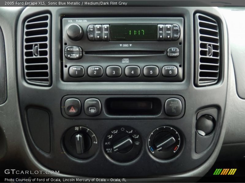 Sonic Blue Metallic / Medium/Dark Flint Grey 2005 Ford Escape XLS